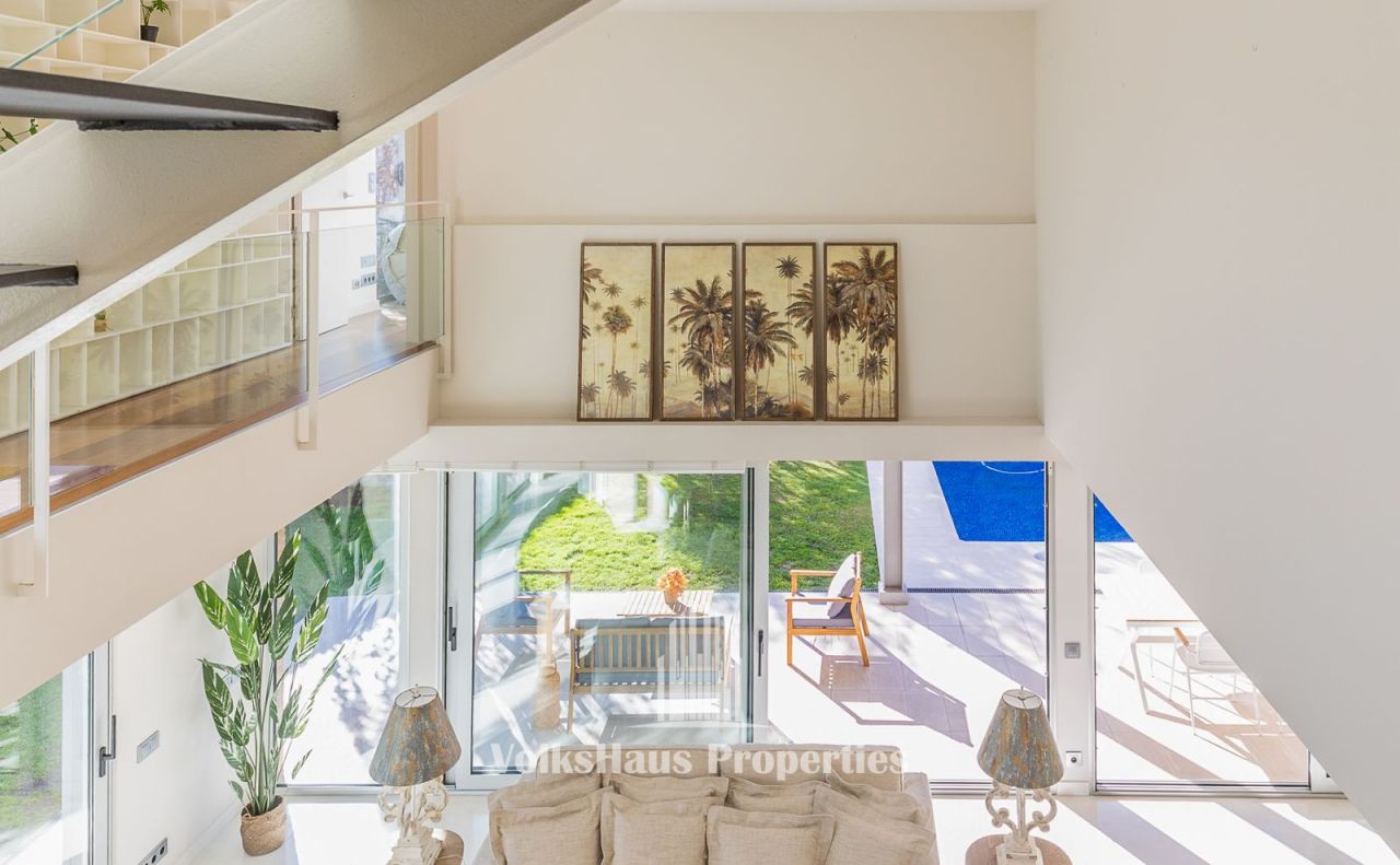 Villa en Sant Cugat del Valles, España, 688 m² - imagen 10