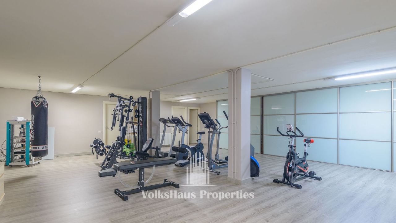 Villa in Sant Cugat del Valles, Spanien, 660 m² - Foto 16