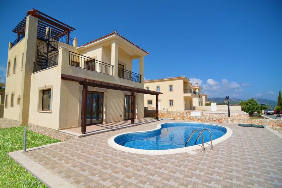 Villa in Paphos, Cyprus, 286 m² - picture 1