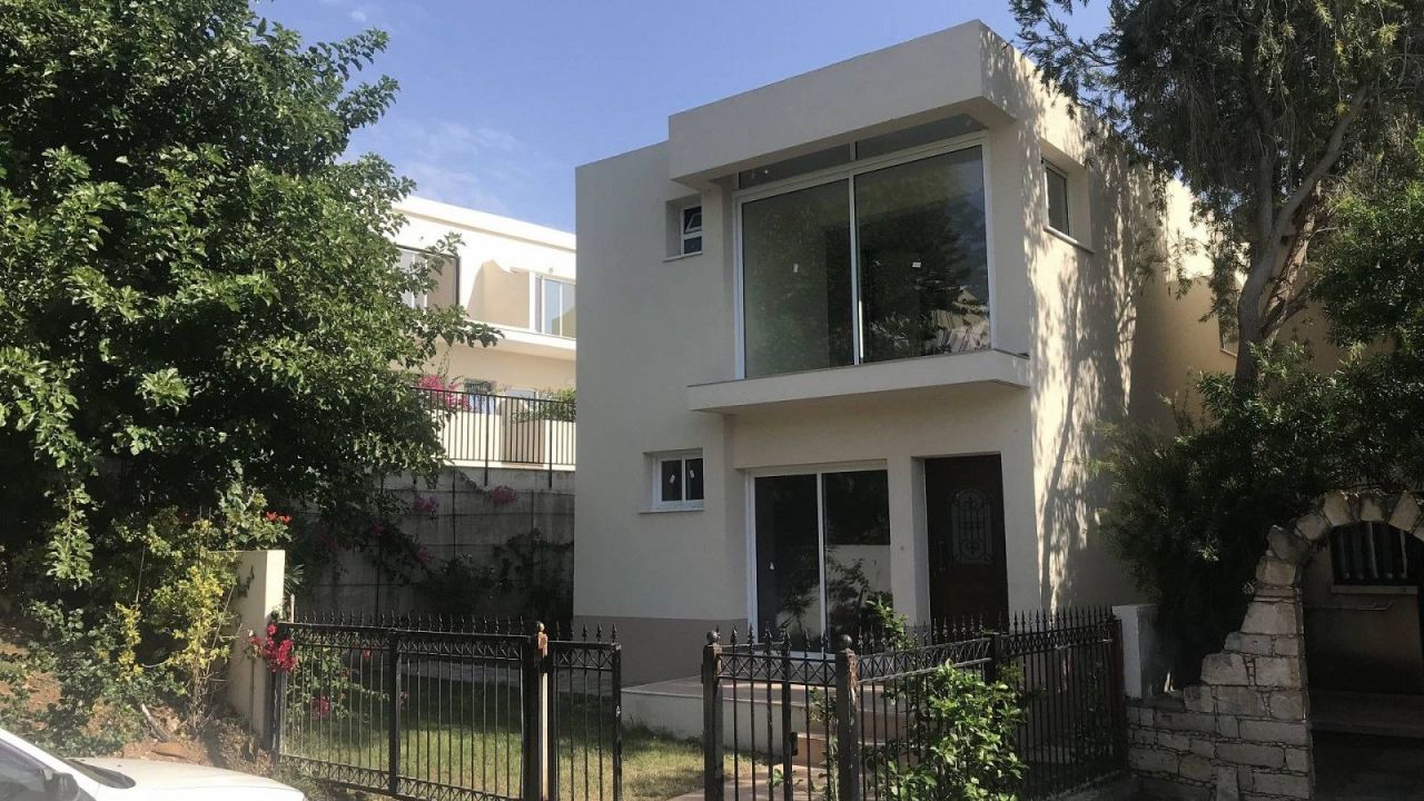 Villa in Paphos, Cyprus, 151 m² - picture 1