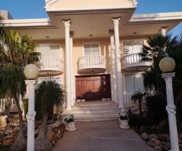Villa a Limassol, Cipro, 650 m² - foto 1