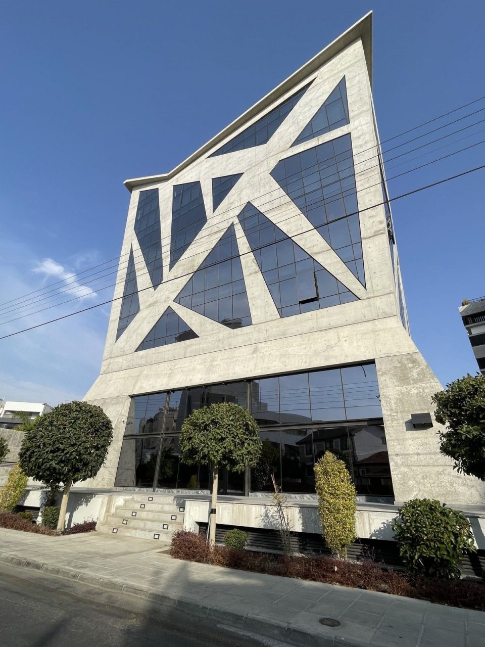 Oficina en Limasol, Chipre, 1 800 m² - imagen 1