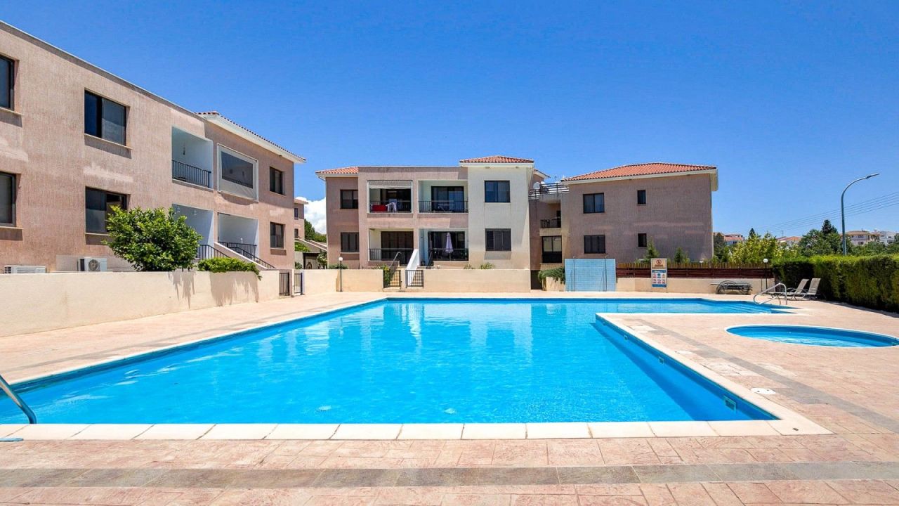 Apartment in Limassol, Cyprus, 78 m² - picture 1