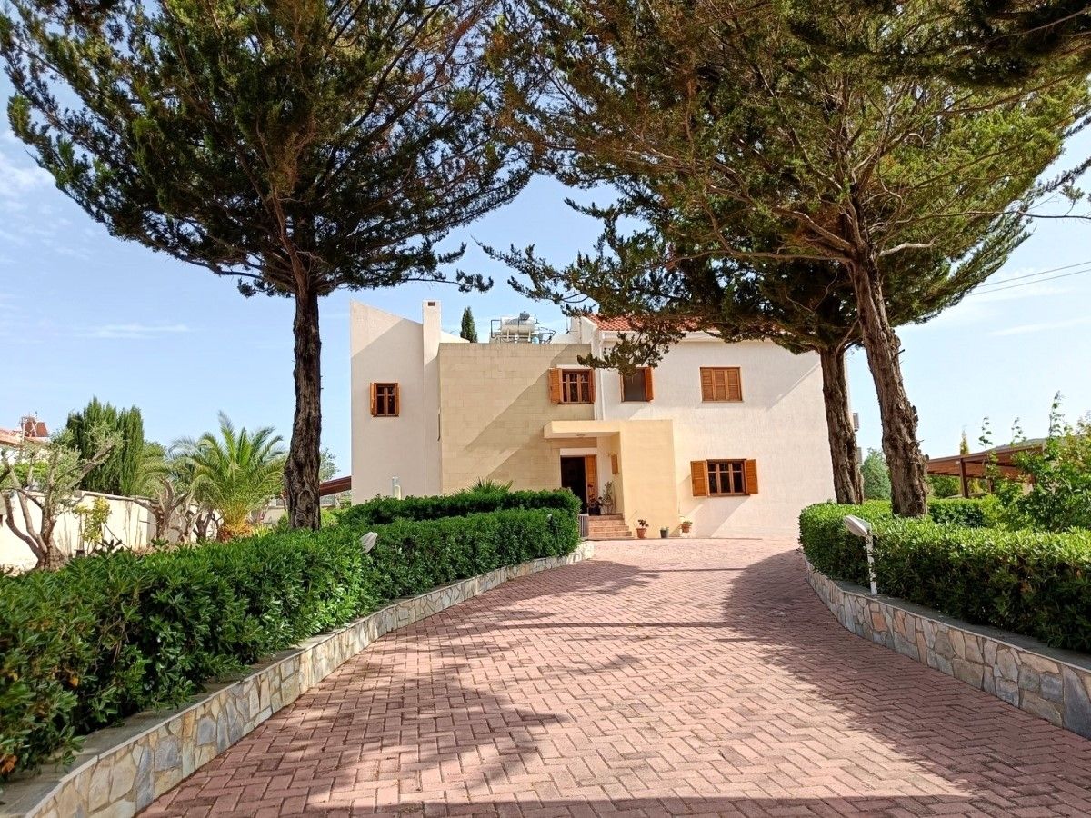 Villa in Limassol, Zypern, 212 m² - Foto 1