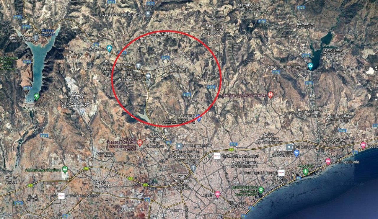 Land in Limassol, Cyprus, 29 000 m² - picture 1
