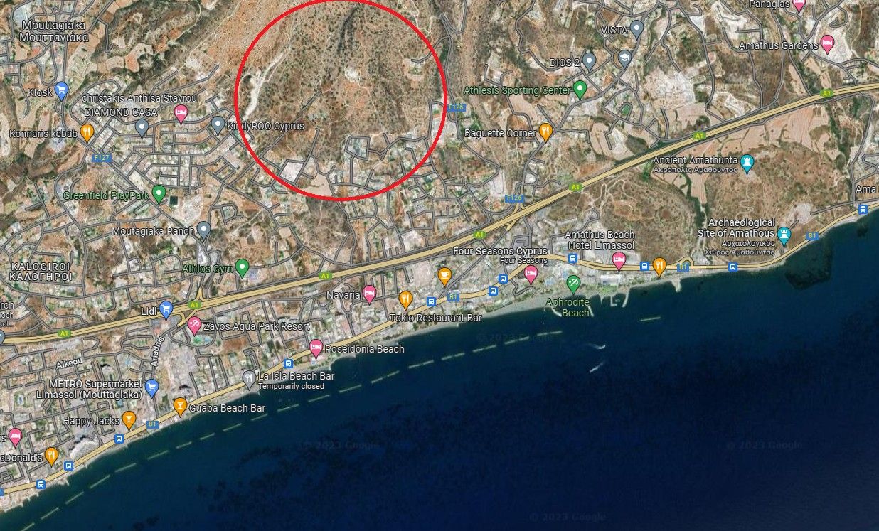 Land in Limassol, Cyprus, 34 894 m² - picture 1