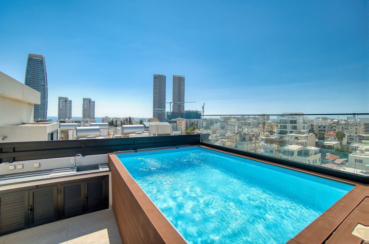 Ático en Limasol, Chipre, 141 m² - imagen 1