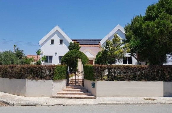 Villa a Limassol, Cipro, 248 m² - foto 1