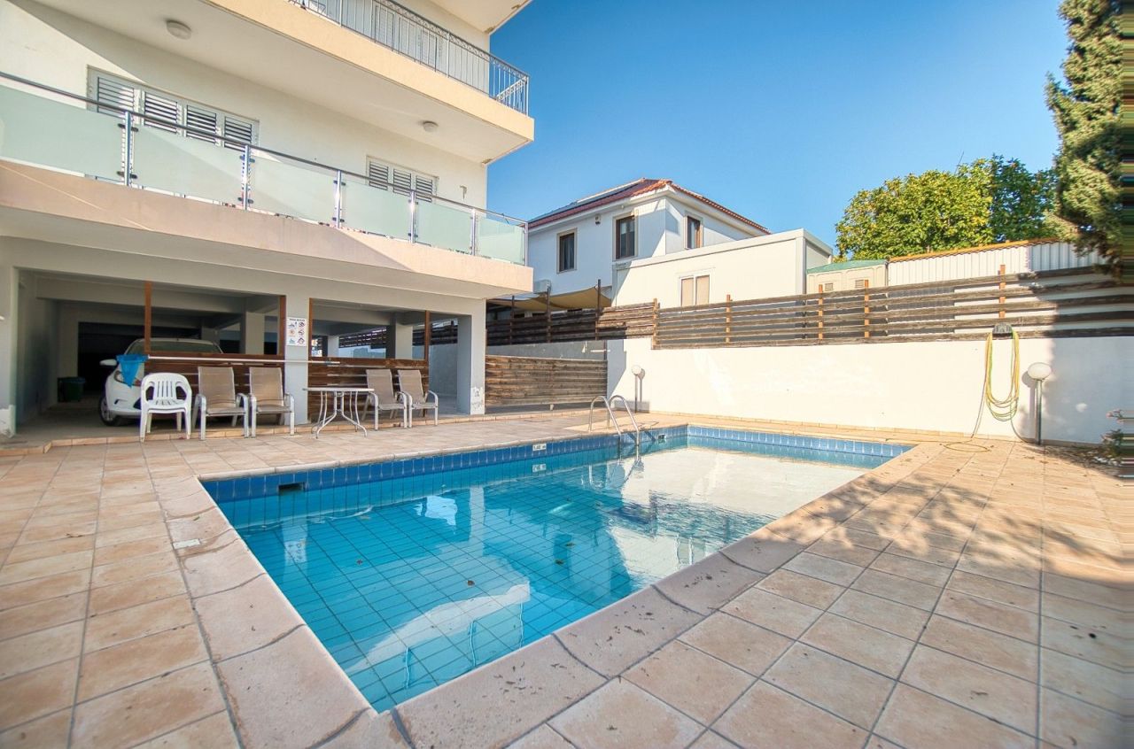 Apartment in Paphos, Cyprus, 61 m² - picture 1