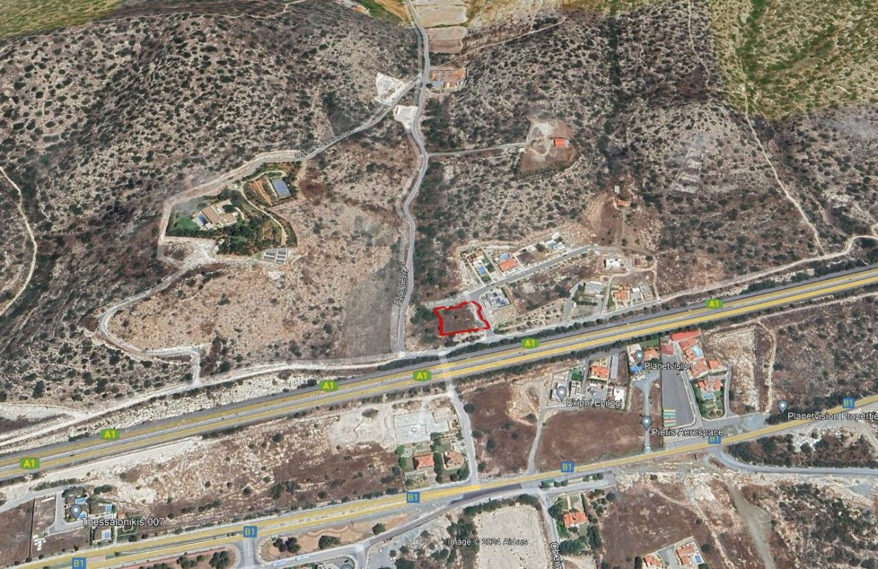Terreno en Limasol, Chipre, 1 900 m² - imagen 1