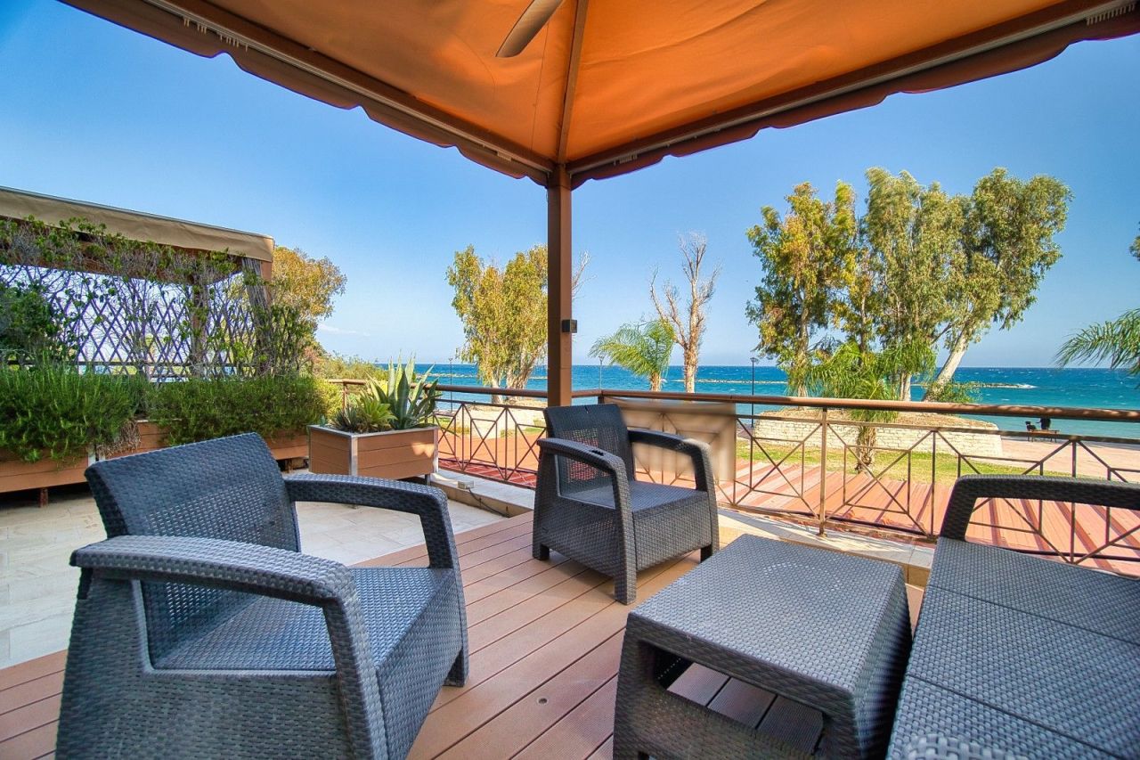 Appartamenti a Limassol, Cipro, 205 m² - foto 1