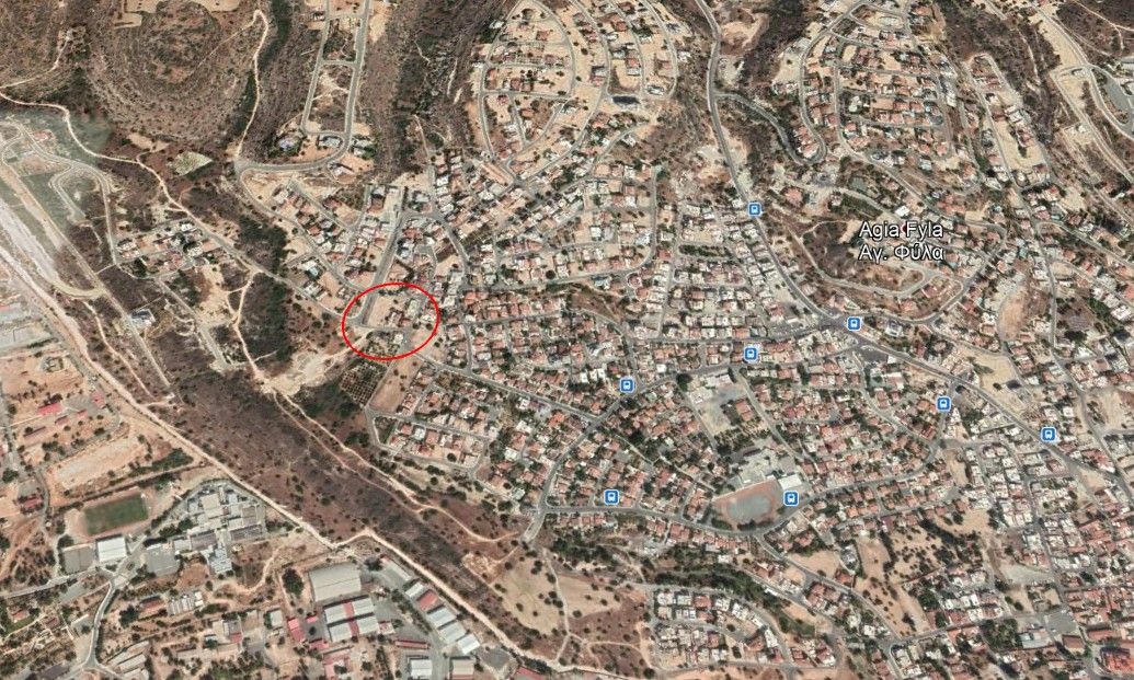 Terrain à Limassol, Chypre, 612 m² - image 1