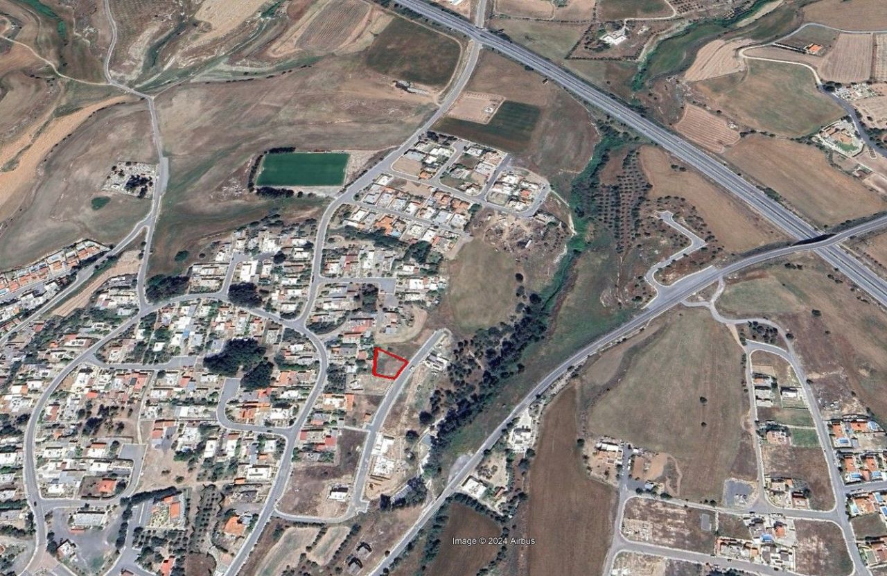 Terrain à Paphos, Chypre, 766 m² - image 1
