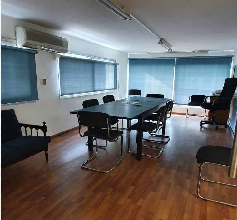 Geschäft in Limassol, Zypern, 286 m² - Foto 1