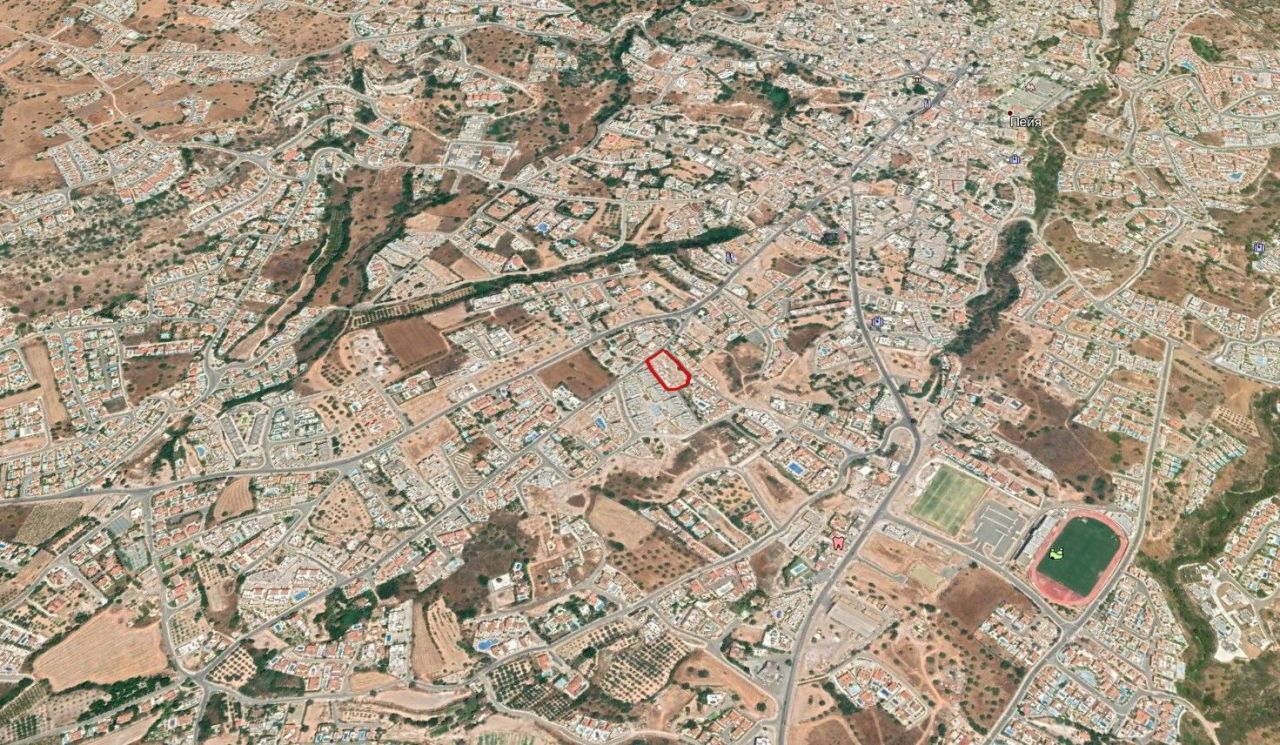 Grundstück in Paphos, Zypern, 3 345 m² - Foto 1