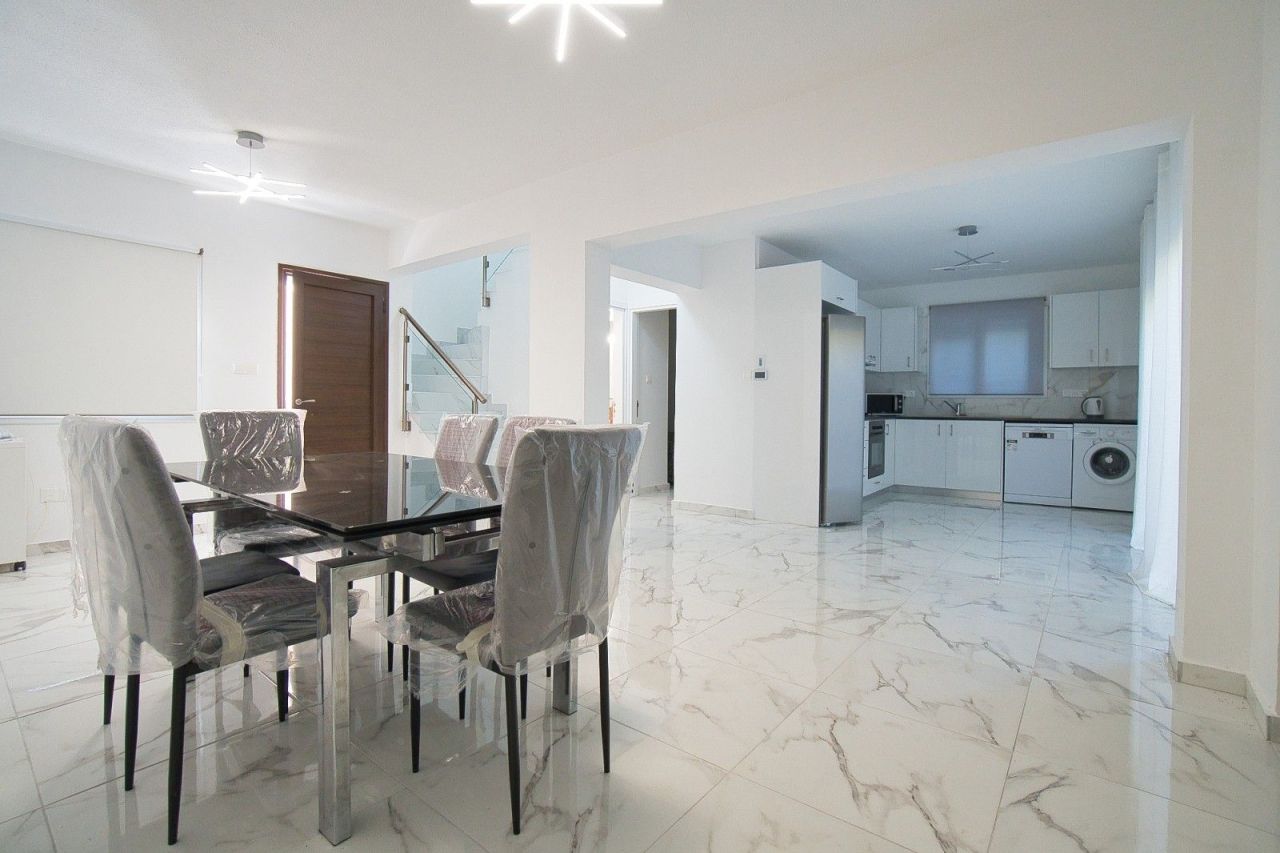 Stadthaus in Limassol, Zypern, 160 m² - Foto 1