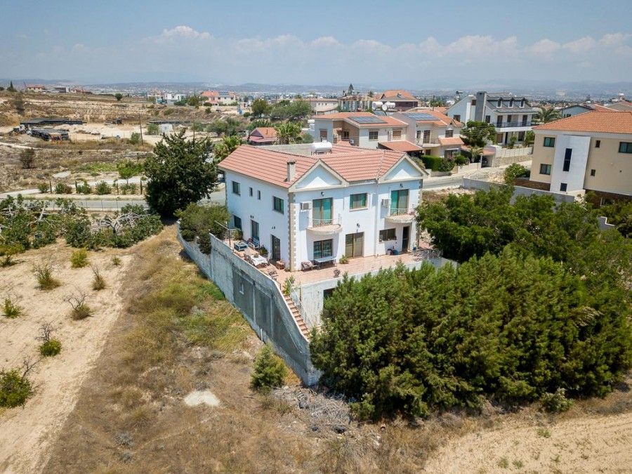 Villa à Limassol, Chypre, 324 m² - image 1