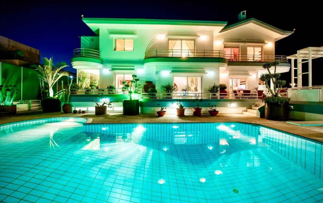 Villa à Limassol, Chypre, 739 m² - image 1