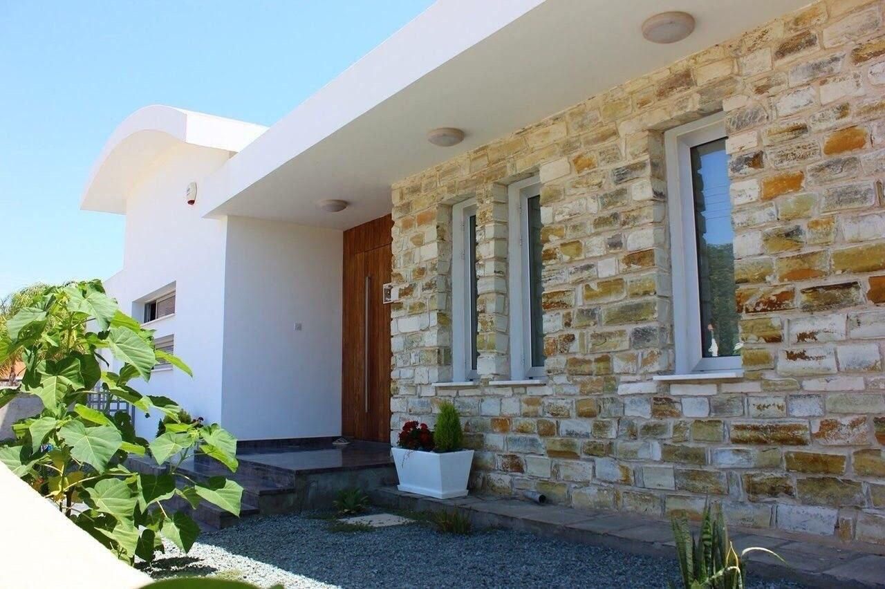 Bungalow en Lárnaca, Chipre, 260 m² - imagen 1
