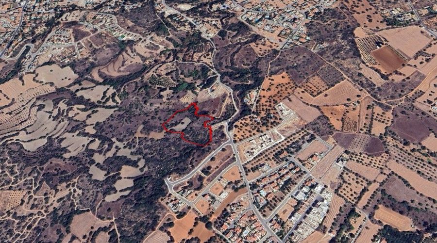 Terreno en Pafos, Chipre, 18 061 m² - imagen 1