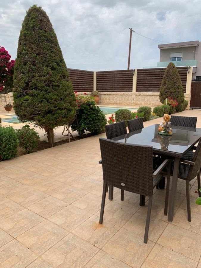 Villa in Limassol, Cyprus, 140 m² - picture 1