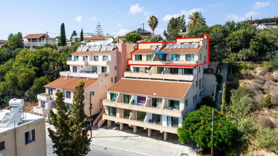 Ático en Pafos, Chipre, 306 m² - imagen 1