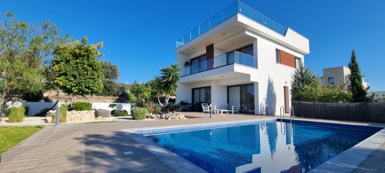 Villa en Pafos, Chipre, 265 m² - imagen 1