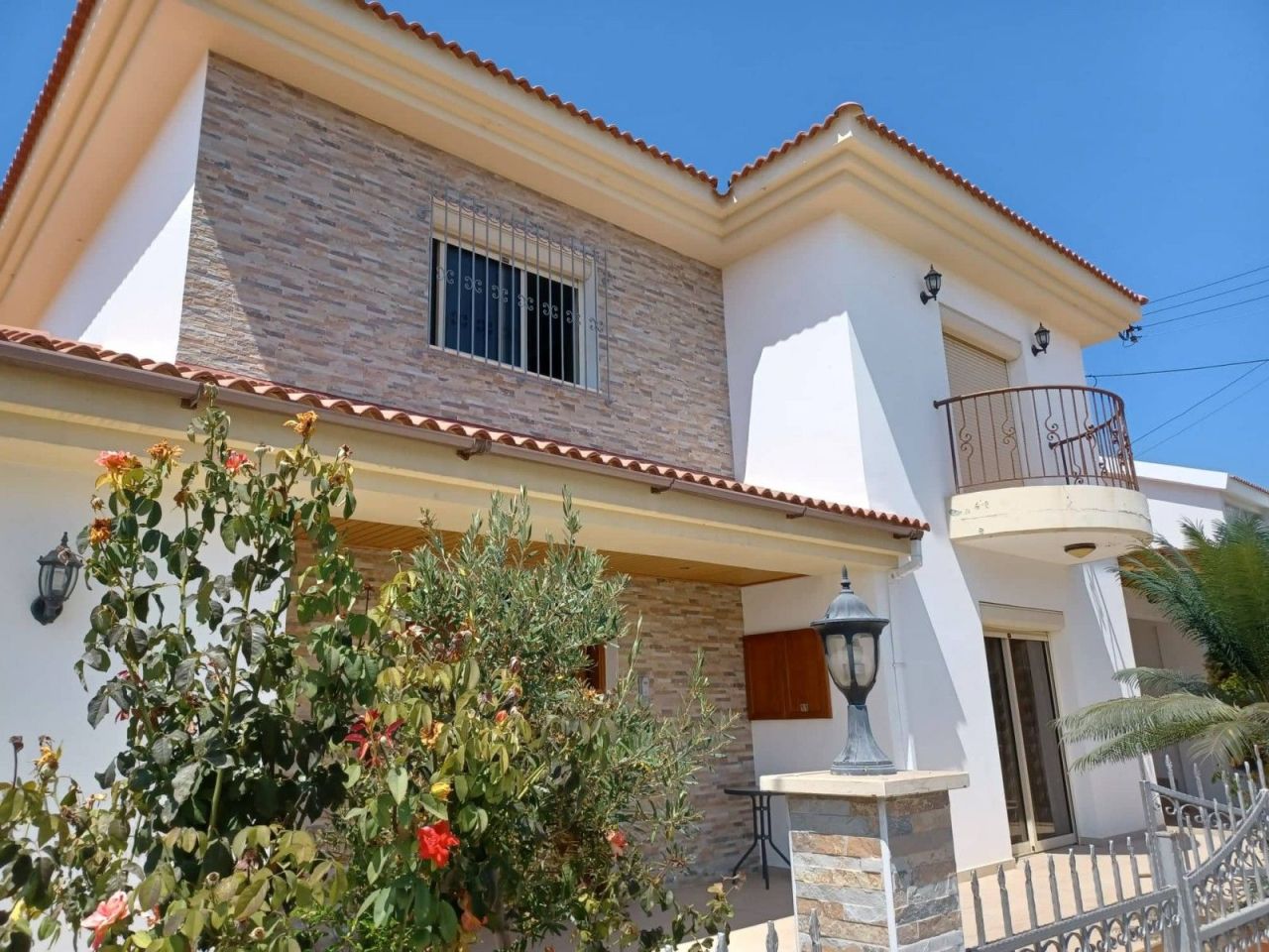 Villa in Limassol, Cyprus, 280 m² - picture 1
