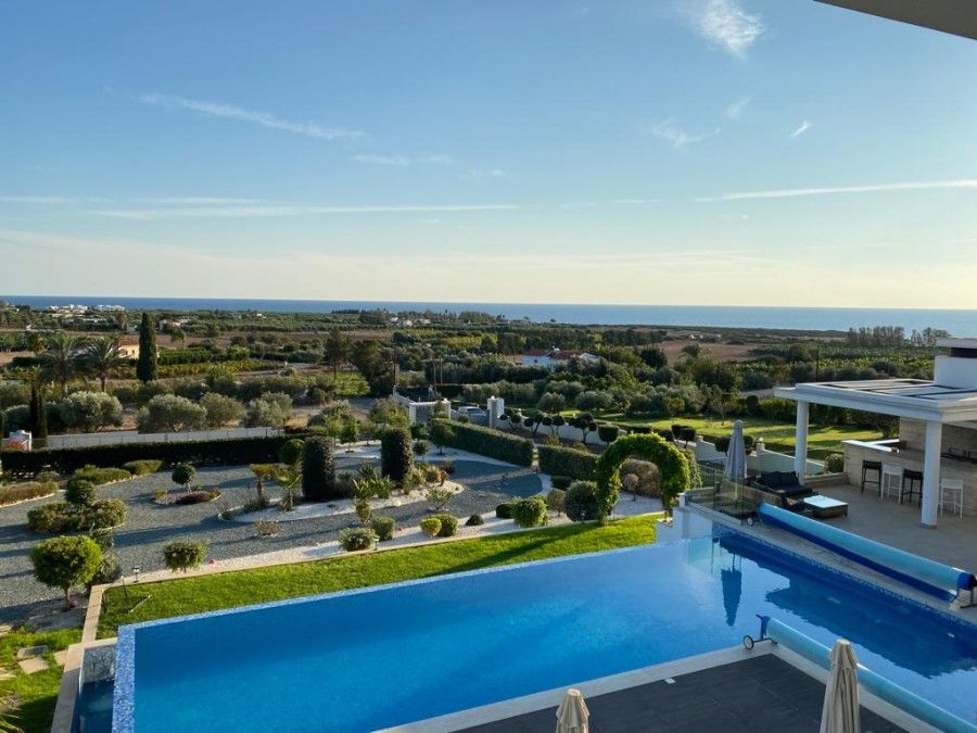 Villa in Paphos, Zypern, 4 039 m² - Foto 1