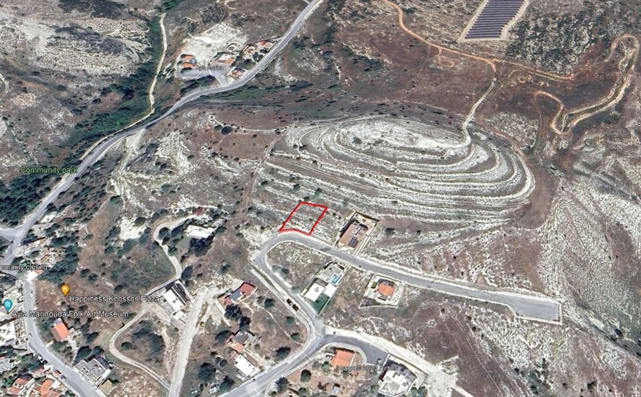 Grundstück in Paphos, Zypern, 614 m² - Foto 1