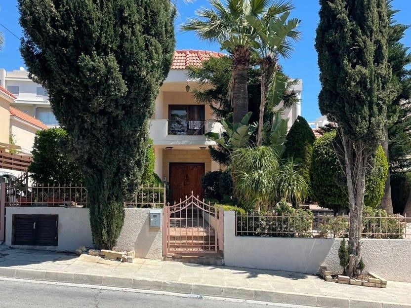 Villa à Limassol, Chypre, 240 m² - image 1