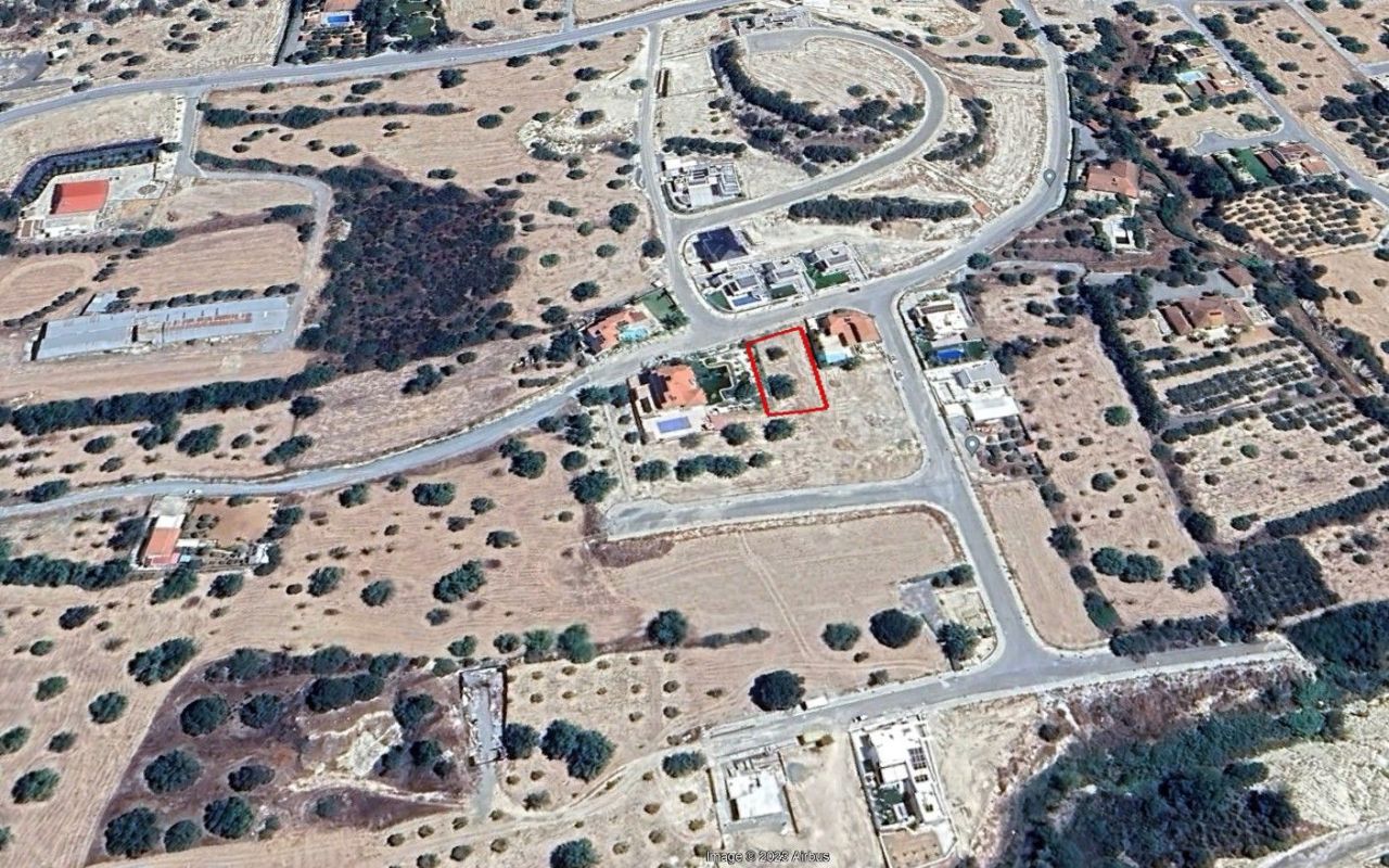 Terreno en Limasol, Chipre, 713 m² - imagen 1