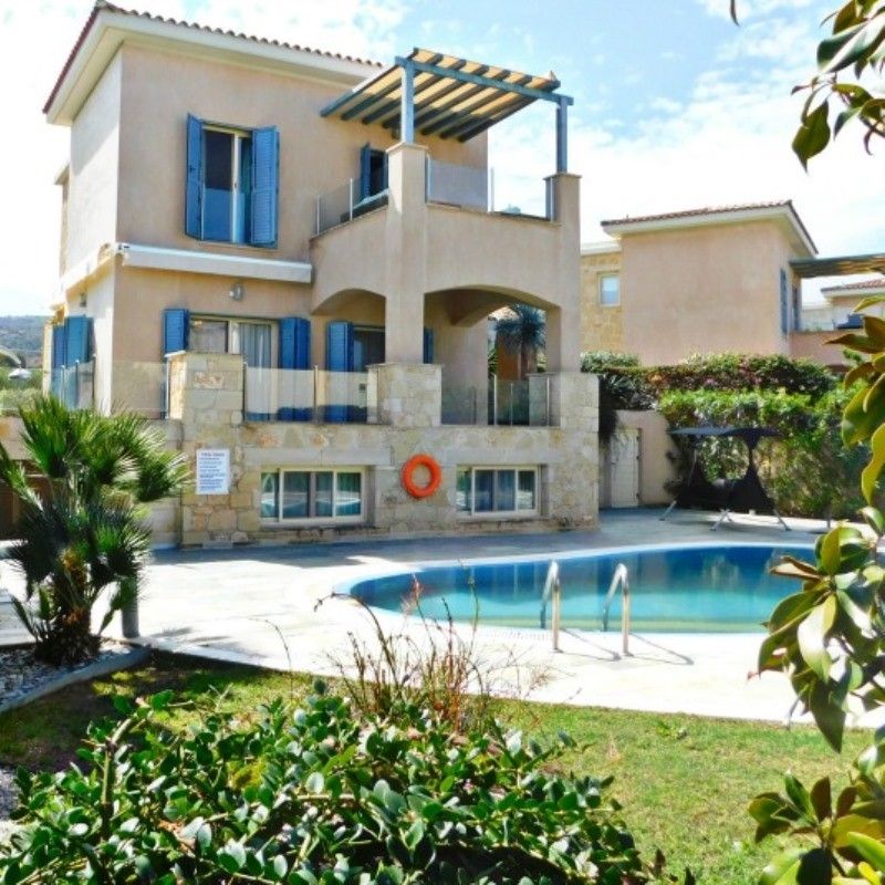 Villa in Paphos, Cyprus, 218 m² - picture 1