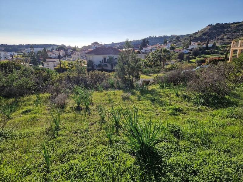 Terrain à Limassol, Chypre, 833 m² - image 1