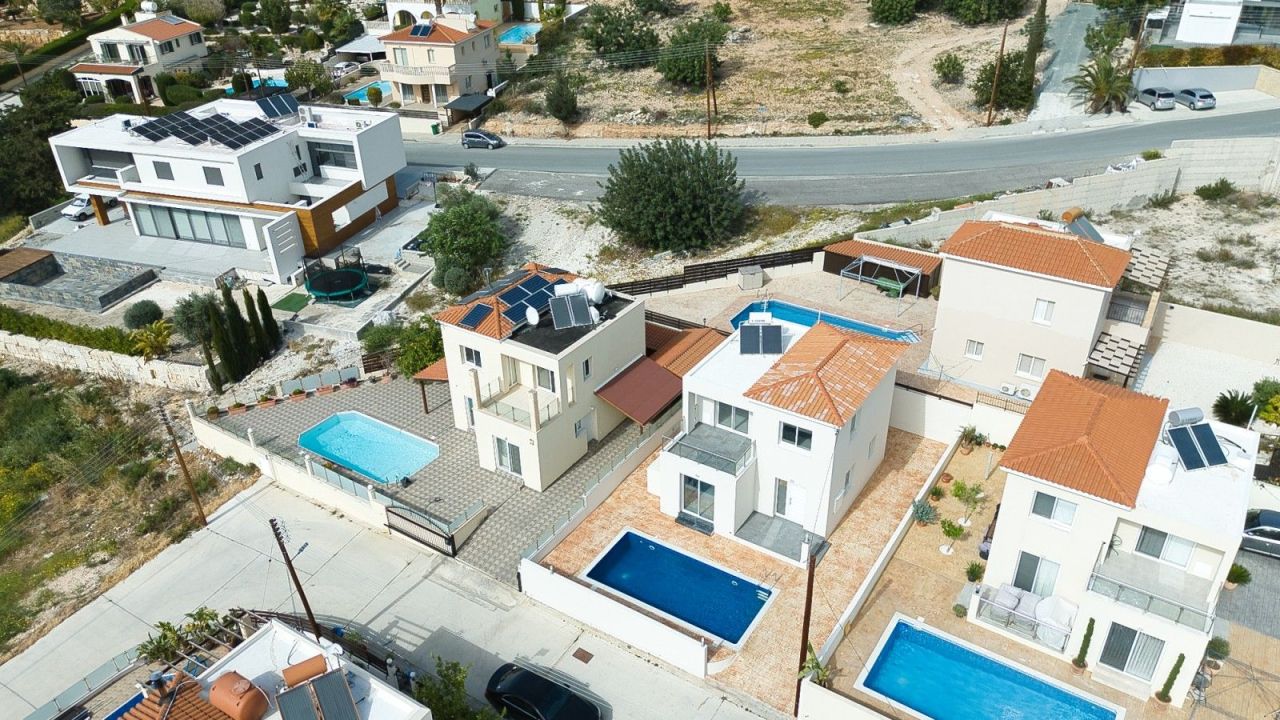 Villa in Paphos, Zypern, 118 m² - Foto 1