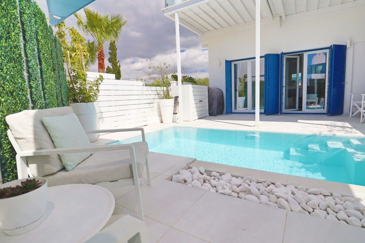 Villa in Paphos, Cyprus, 84 m² - picture 1