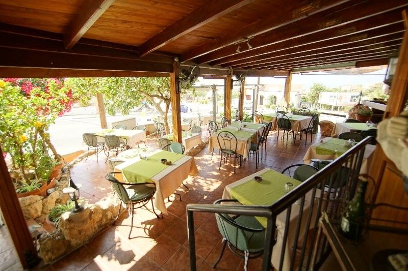 Cafetería, restaurante en Pafos, Chipre, 120 m² - imagen 1