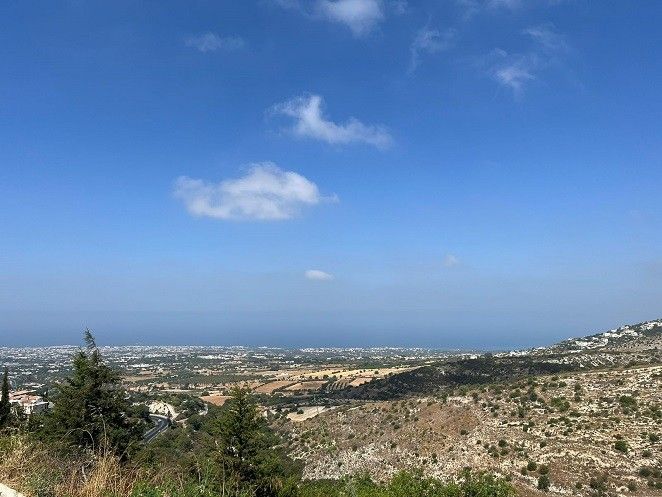Terreno en Pafos, Chipre, 673 m² - imagen 1