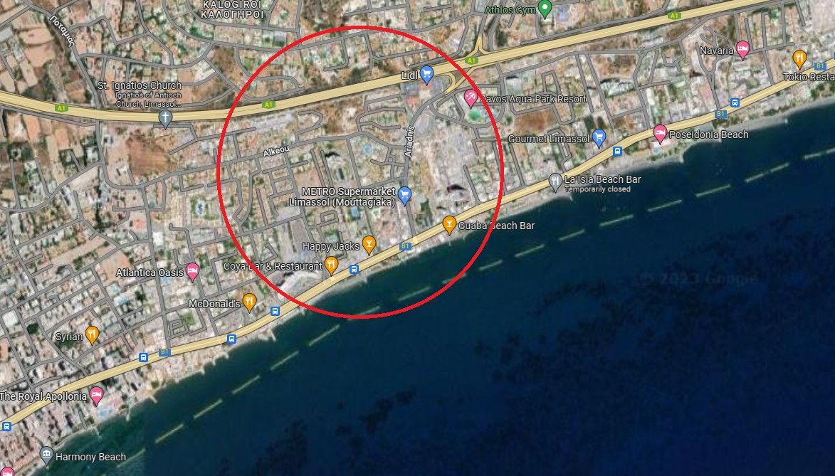 Land in Limassol, Cyprus, 2 710 m² - picture 1