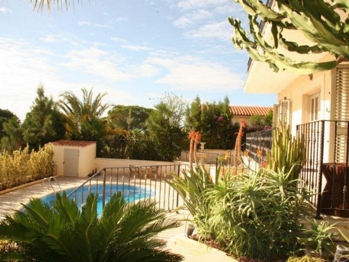 Villa en Pafos, Chipre, 200 m² - imagen 1