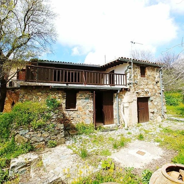 Villa à Nicosie, Chypre - image 1