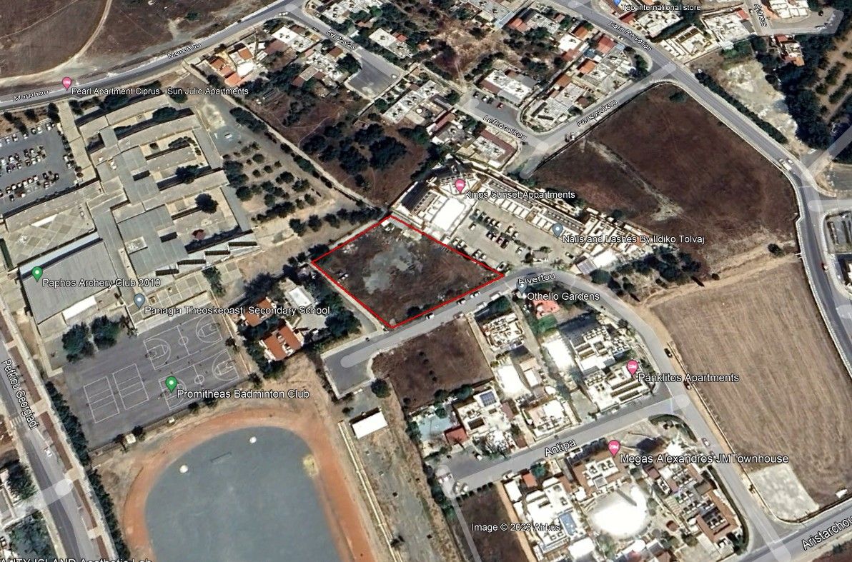 Grundstück in Paphos, Zypern, 2 327 m² - Foto 1