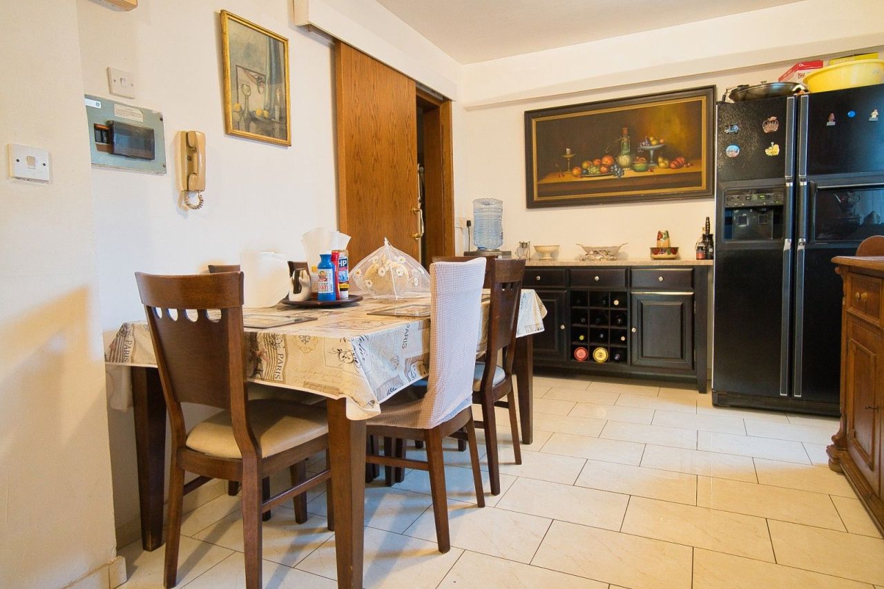Villa in Limassol, Zypern, 115 m² - Foto 1