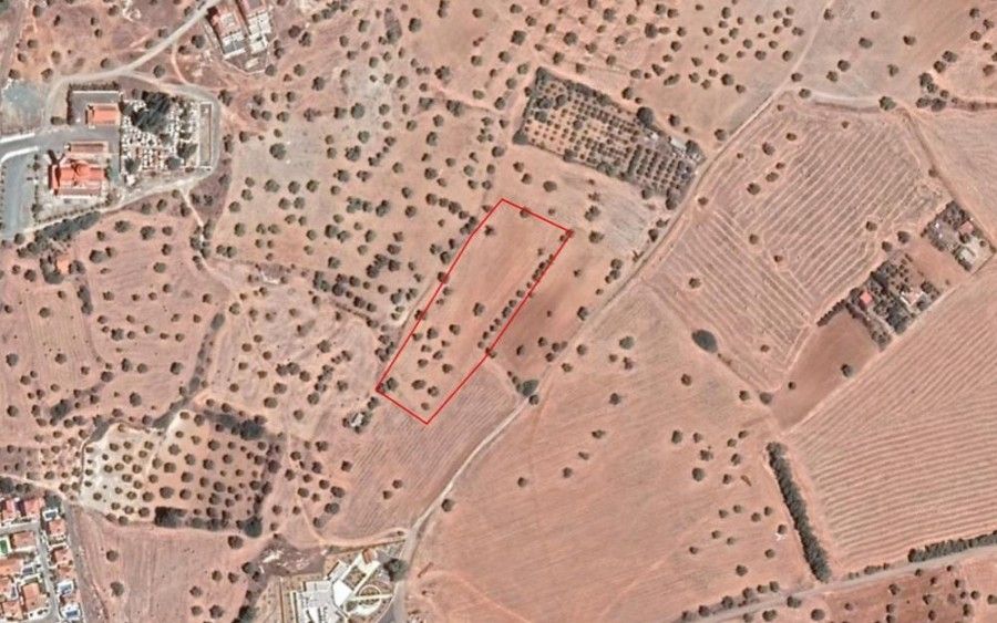 Land in Larnaca, Cyprus, 9 031 m² - picture 1