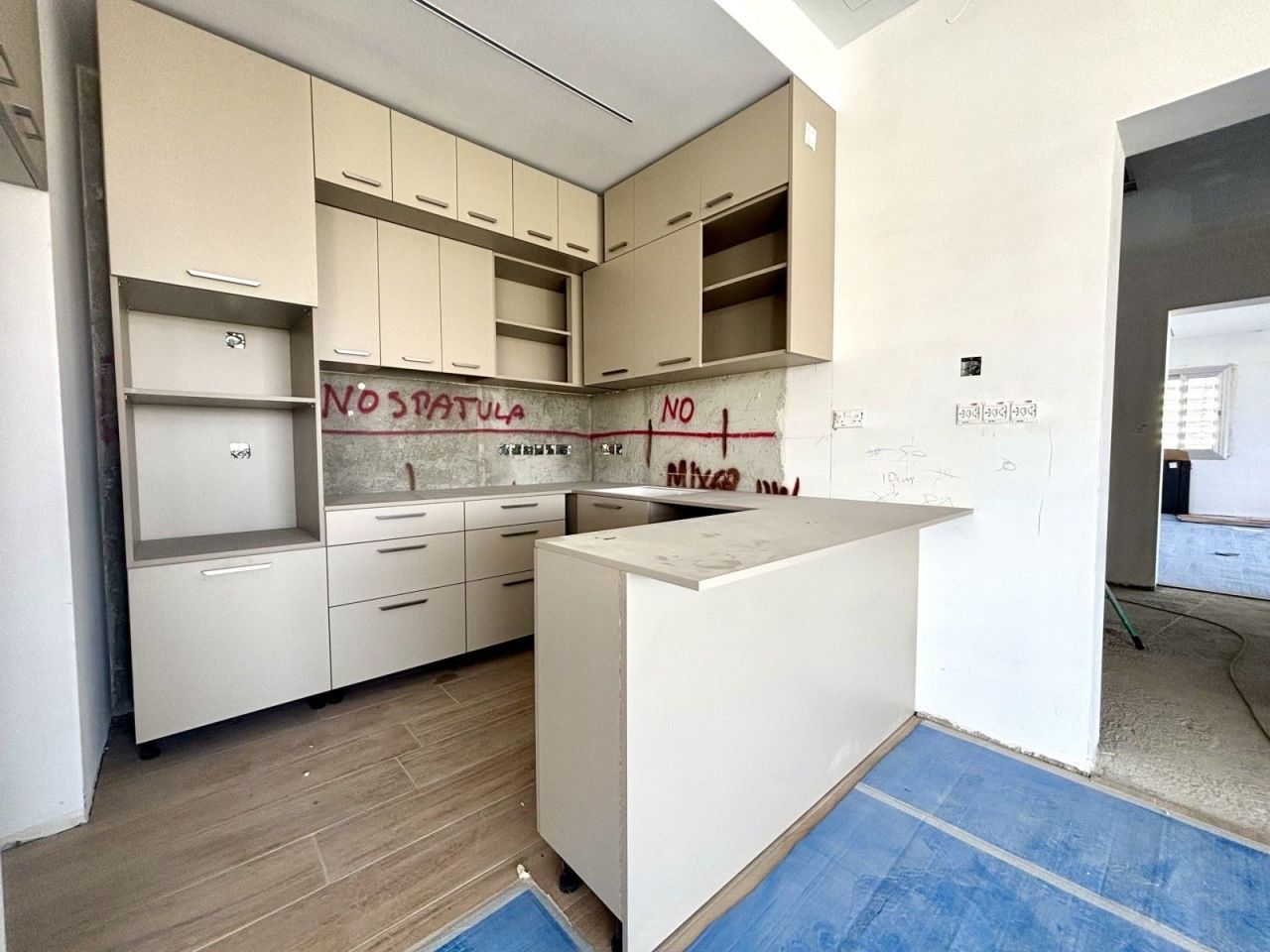 Appartement à Limassol, Chypre, 98 m² - image 1