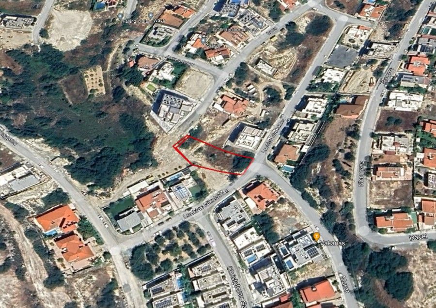 Terrain à Limassol, Chypre, 1 174 m² - image 1