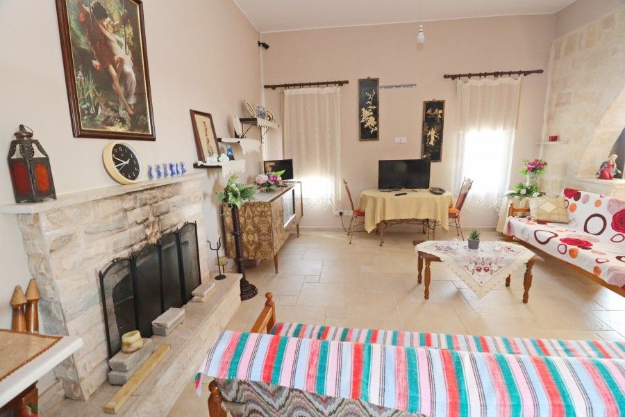 Bungalow in Paphos, Cyprus, 145 m² - picture 1