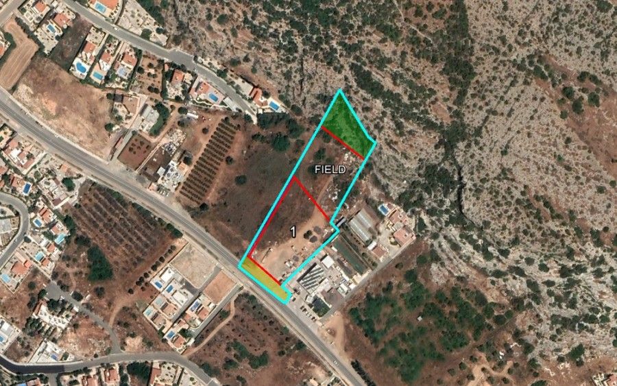 Terrain à Paphos, Chypre, 3 647 m² - image 1