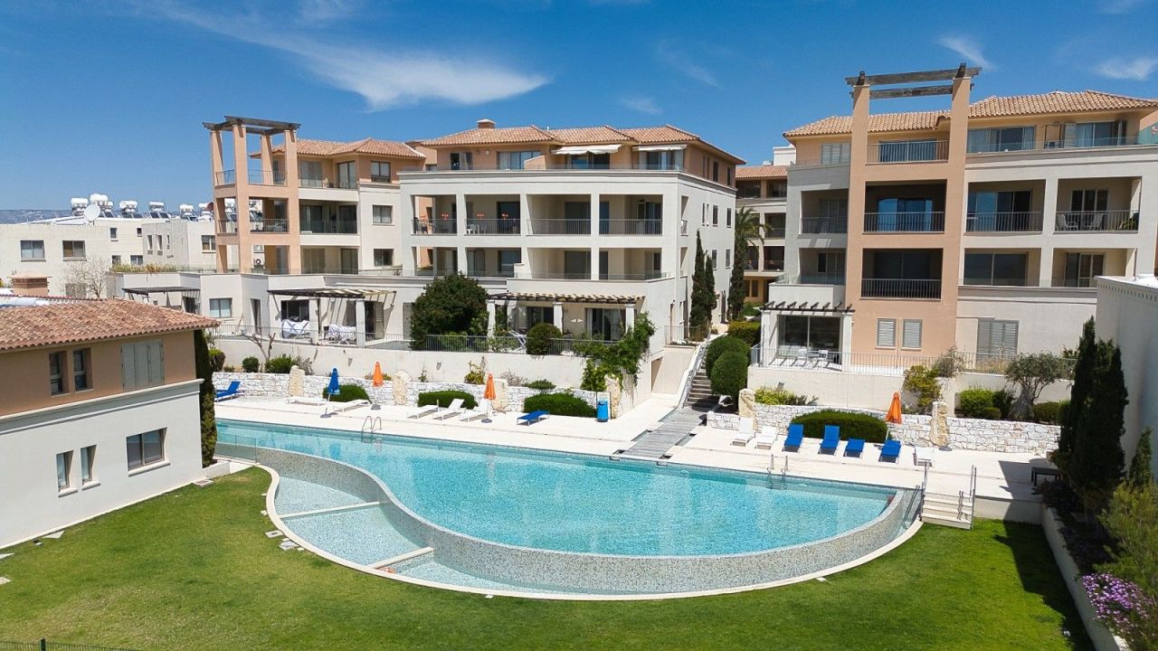 Apartamento en Pafos, Chipre, 163 m² - imagen 1