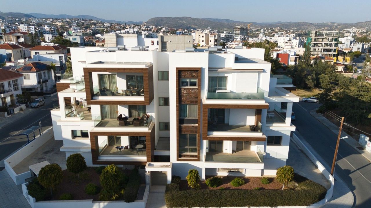 Apartment in Limassol, Cyprus, 99 m² - picture 1